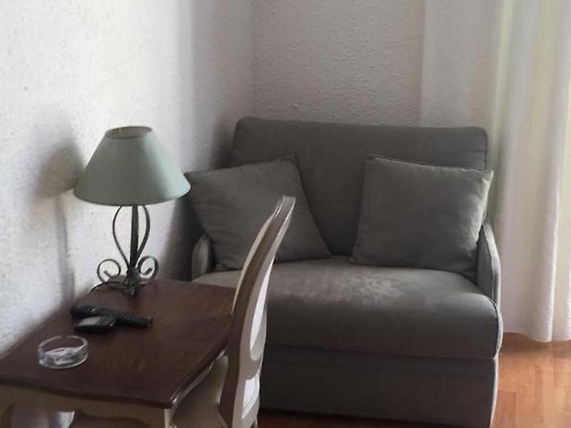 92DE36EA6AB22B9BC434CA4DE6A19A33