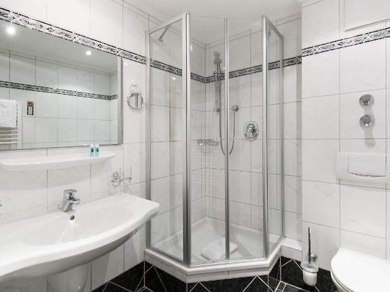 C1F56132A72F5311D698DFF04075B0D6