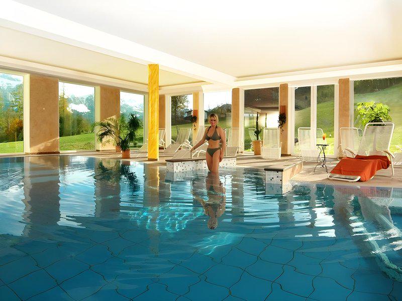 39AFA0B0118F71F03798106F3E2DAA7B