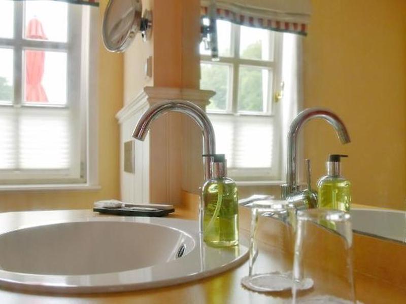 7AD17DBE136C8A9562CC655F717D1087