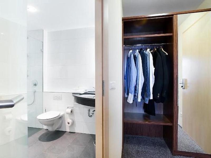 3843BFBDD1F42C323E13D86FD0A80F03