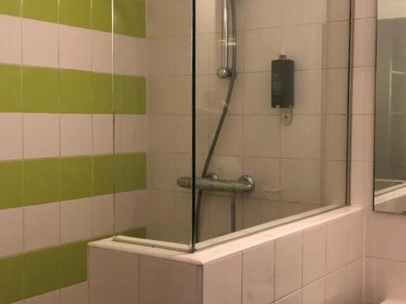 6AE664BE605925659DB15B1464024CCE