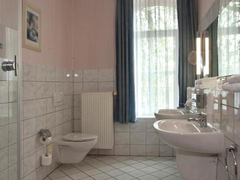 57A71873A495F9A8DDBF19CB24ECAD6C