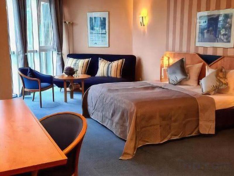 6710F2C32D5BF400D21C9E455CAF7723