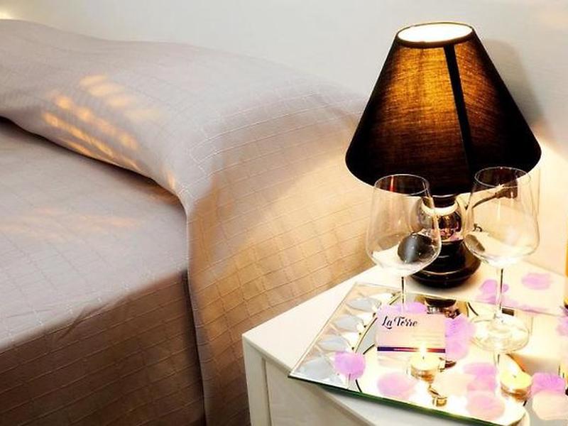 318EE0E79DF986677FA424359E0EC788