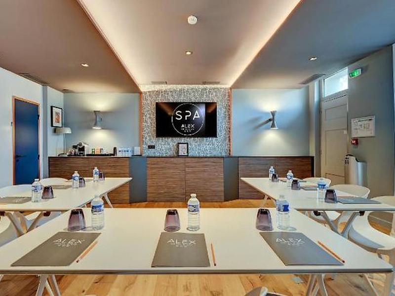 77378FEF4CC4D30553C12B5EE84A027D