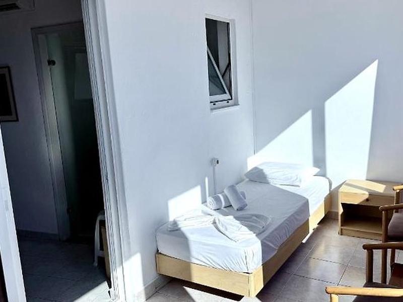 FCC16648CF86A5EC3D01E220551BE4D1