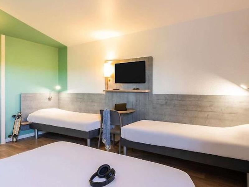 43825F1DE311DD0C31901224D5AA91AE