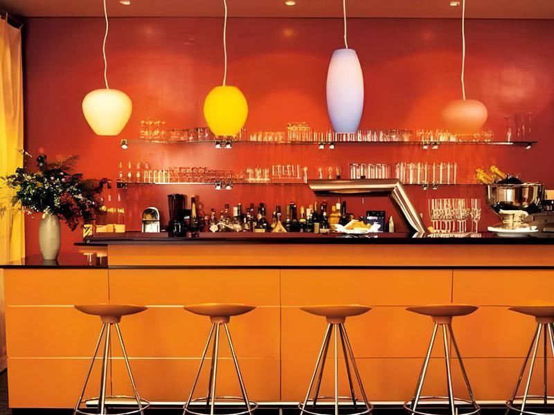 81180F7F48BB2EE226055B7D220328E8