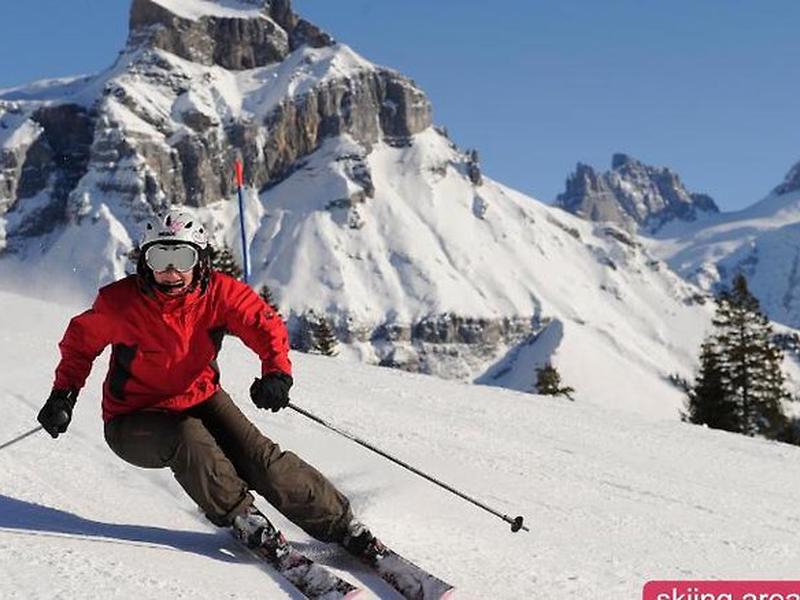 F2ACD764935CA2967697FE20F6AE695E