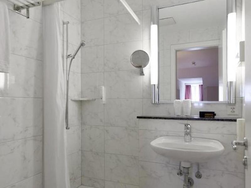 DE22C154950CC90A0F4B510BAE58AE77