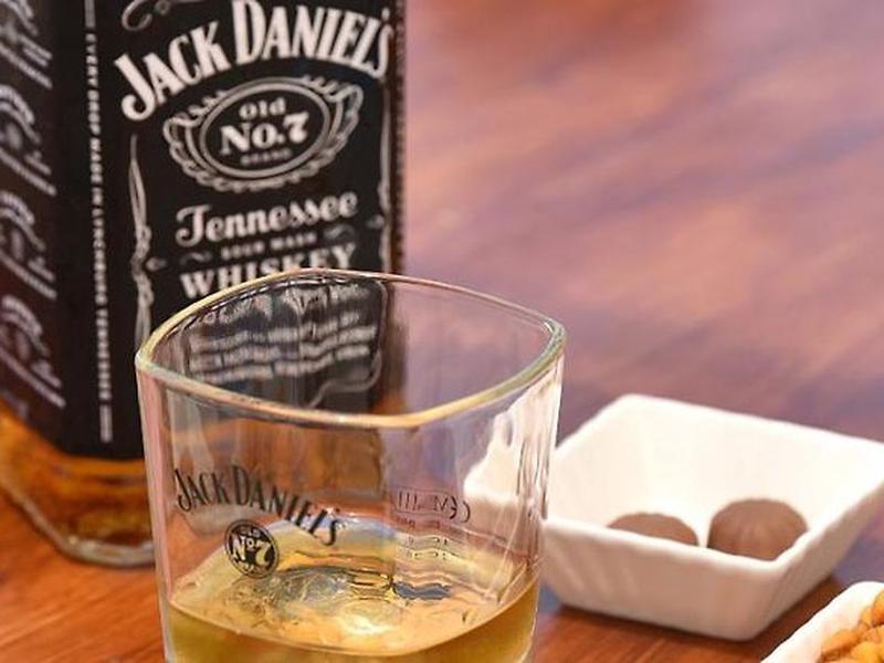 B046698C42BDFEF845F0120EAE205544