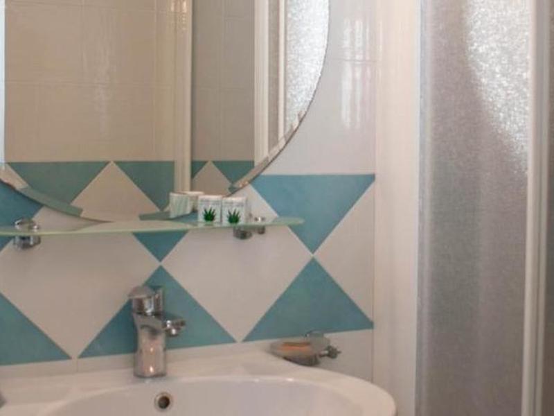 82DEBE3D53995D47EEAE5A618383214D