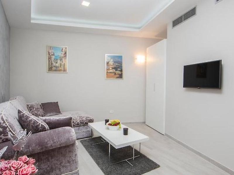 BFA2F7163972FACB57CBD2E01381B294