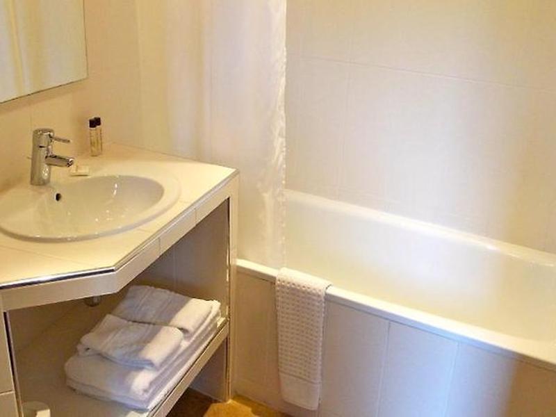 8F6B05CF5EA9AEF242C6FDE624532139