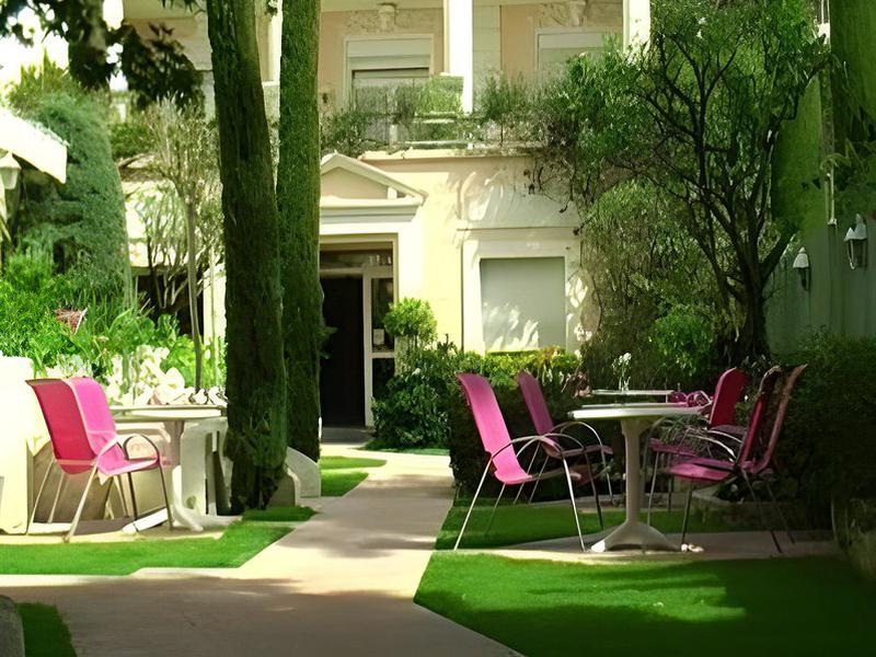 F538F0C3C87F787D4B38BDB0BCB0F14E