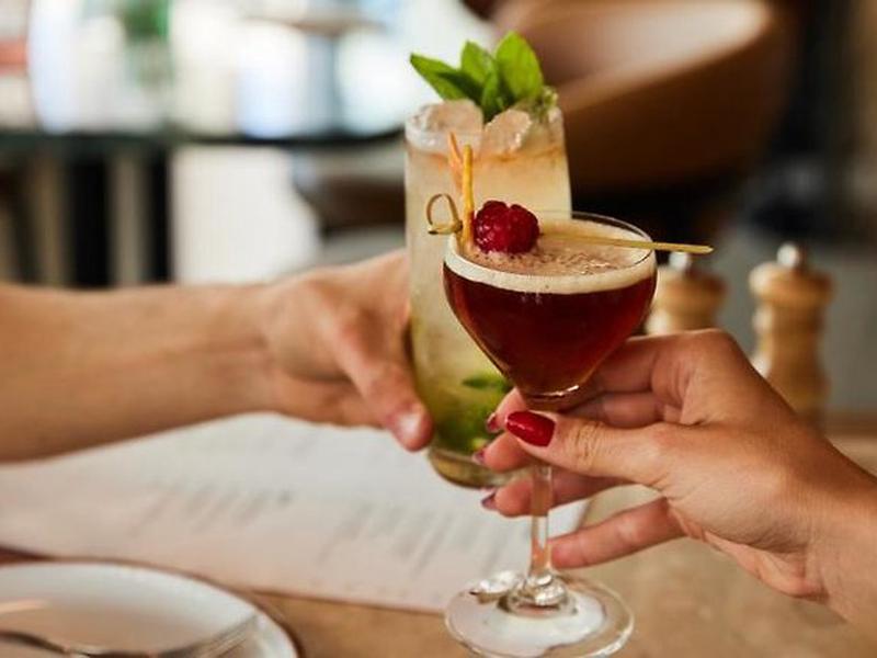 DE0C3F294E4004B27F81CB6F91C5831D