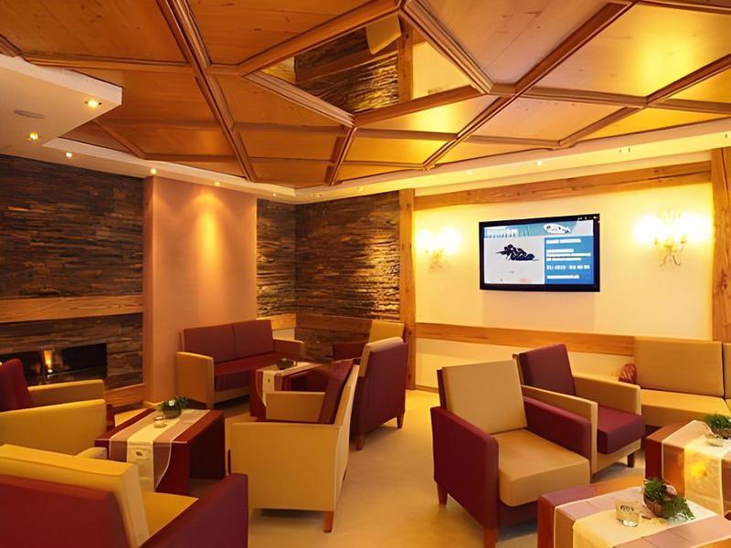 4165EA4CF7CD021130C1A4E3312D1723