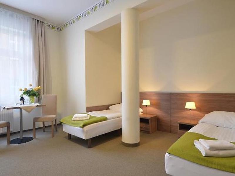 7A16B47E0B961BDE387EFA6BBD6C7744