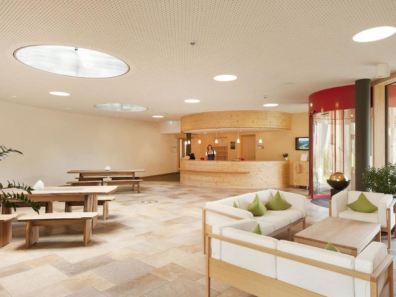 611698E92E8B62B5567464B99BE9CFAF