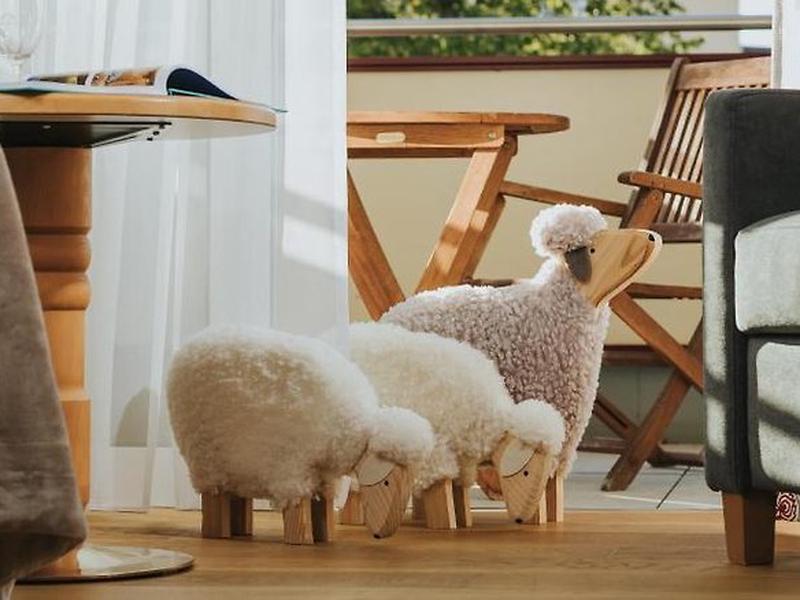 BADC0F7CF35CBC25672851E8E5AD24A9