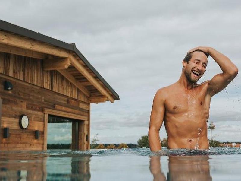 309B368236A4A44B568F19835204EDC1