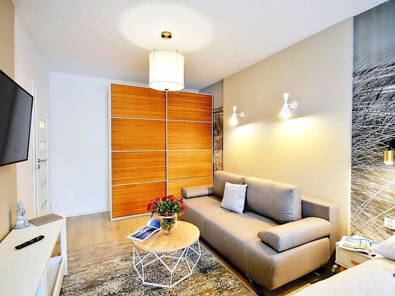 1B95F17A635D9A8E2A0DD36D100D5190