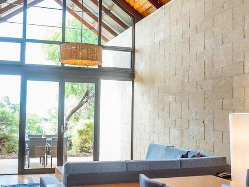 E7304D5C9B6AFEABACDBB4779D4CD458