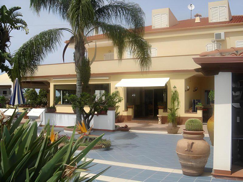 02A4FEE6ABE03B3972AD20EDCB81E67F