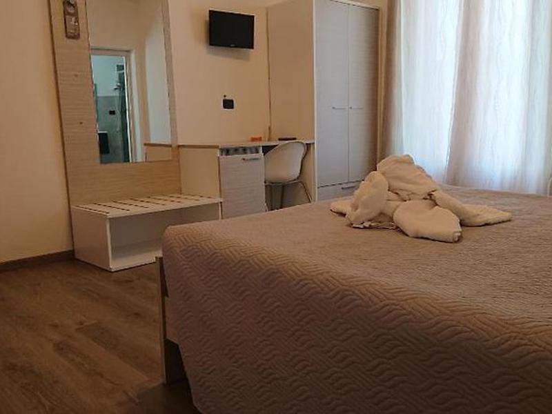 EA340B66AEE5CC42E485A0BD97A84386