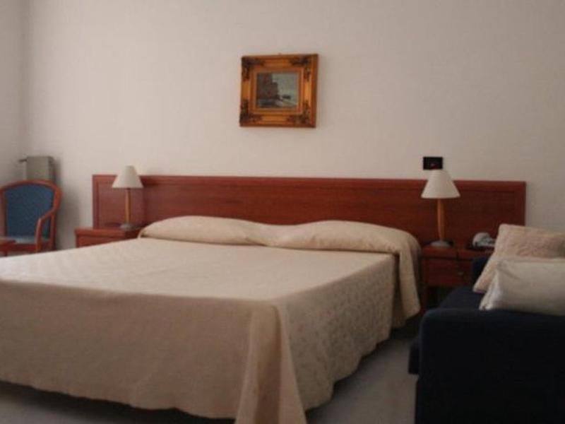 82F5CD943336A44AD021867769774A66