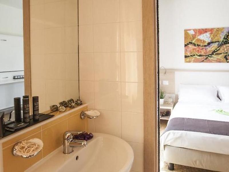 C7F9693AEACC3E9C068A84235716AA54