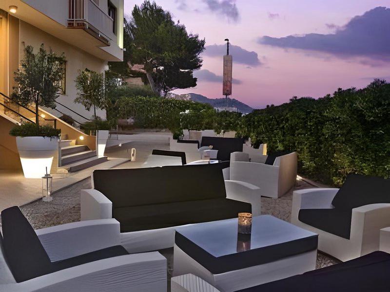 B0B7AB34F4C62D5C835E327784A3F5BB