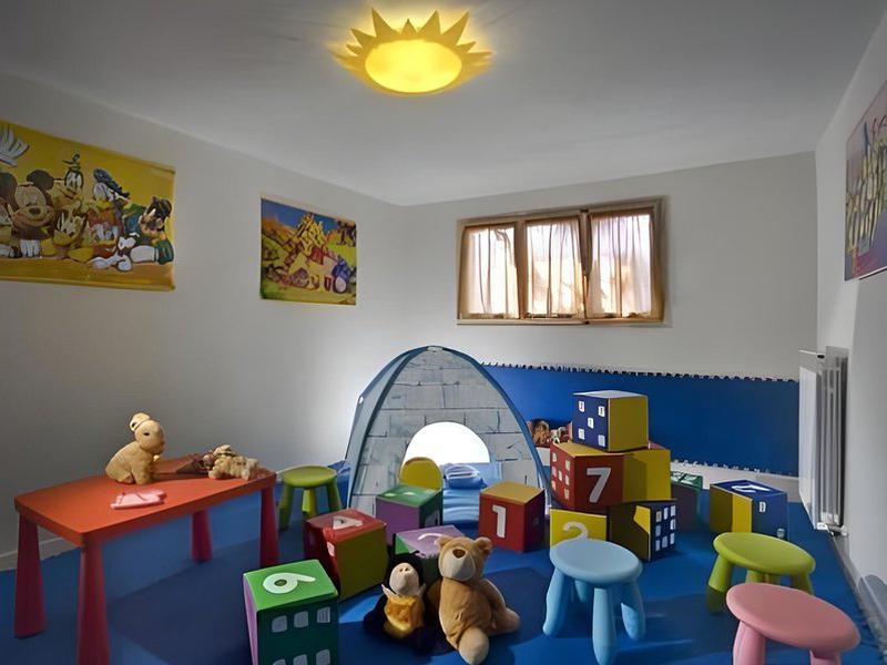 8936DA424578A434F8BCC2481F9DF116