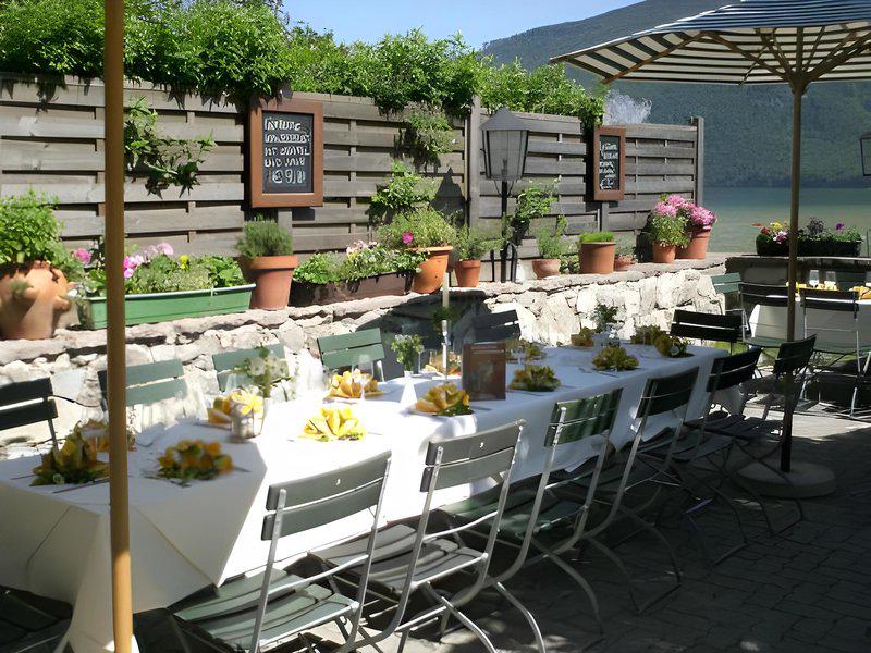 593D2E4227E471298D50115A4C6FB06D