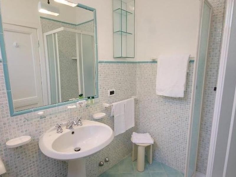 627C8BA1DD37EE2BC31621BE048D194A