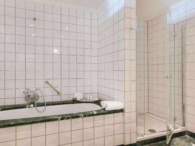 2BDA4C4EDB83D405334E0D7F308E656C