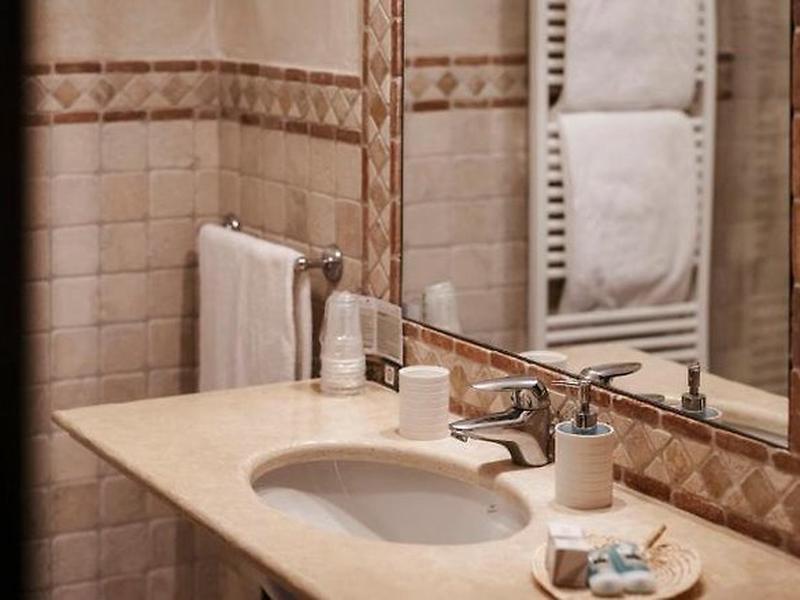 D23AC7D83CD7B93F211CF67AE3E5C906