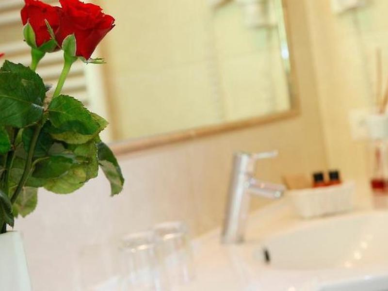 B92F225EBE4E7C42CC67B96A94E6278C