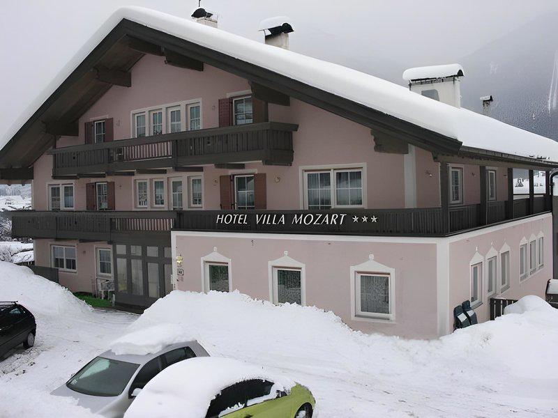 A929BA4DCDFED35874B4C7B396D5B4DE