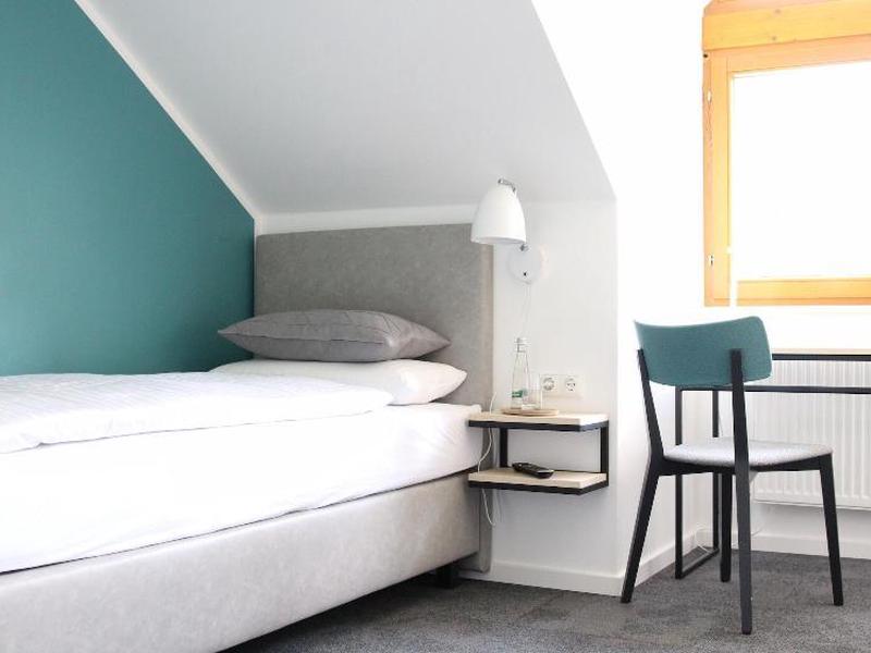 AF1B421C204EE75DF3C607C8AA41A190