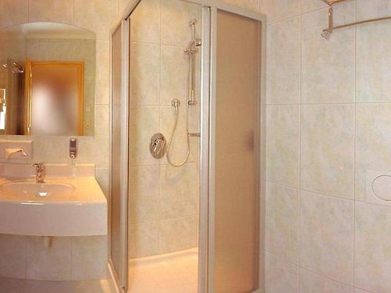 1B4D02A3CD2D42A83A1650F5FBCE8F1A