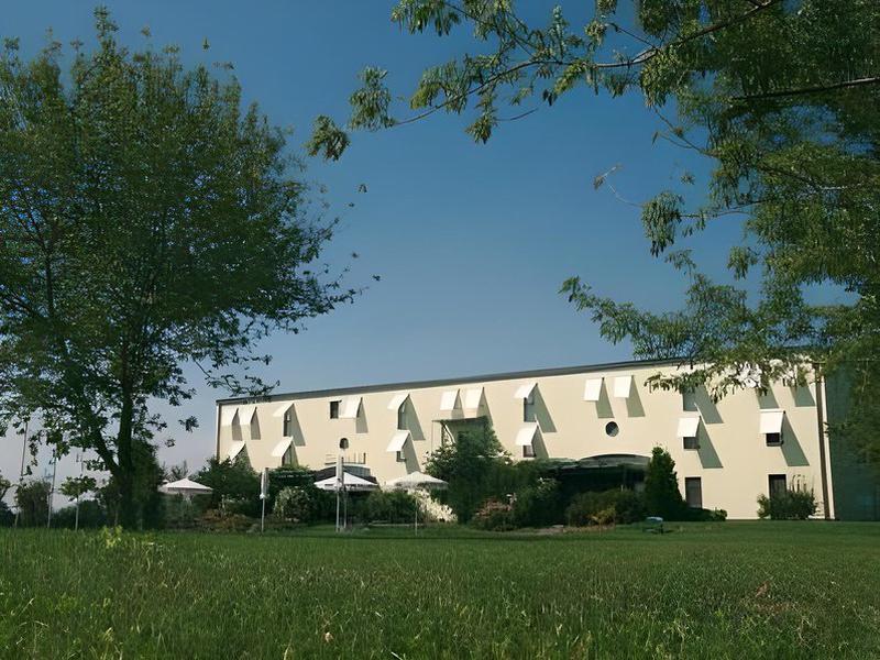 B35D56E0A045C165985DAEEAB858804E