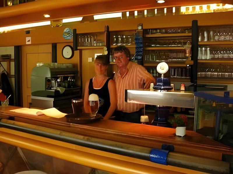 A91D69FC4DF124C676AD9DA722BA1C3D