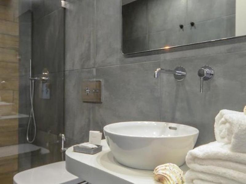 869395DCE67AC7B070B68A3DB037B902