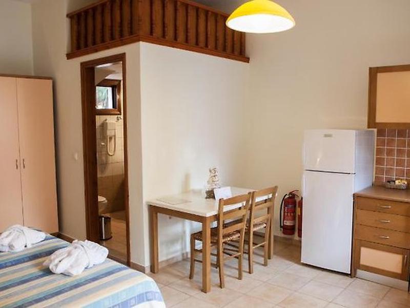 6A24E438993736A2D53AECF887AAD399