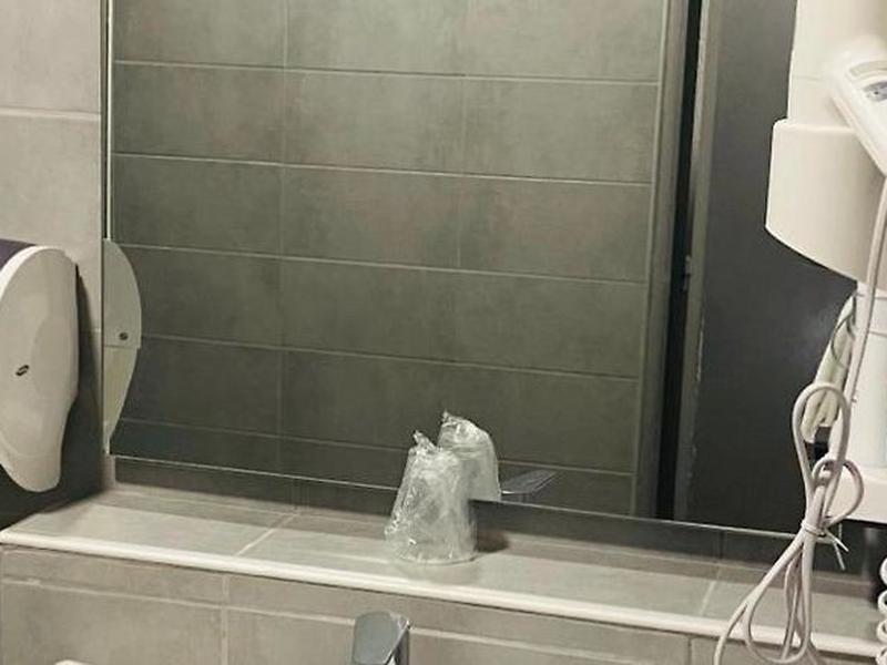 C0AAACAF69EEB56B53D7E419152F6802