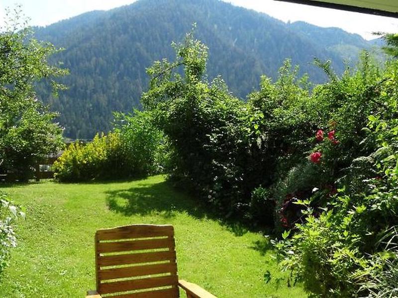 EC2D0F5FAE4A8445348F044C33857A53