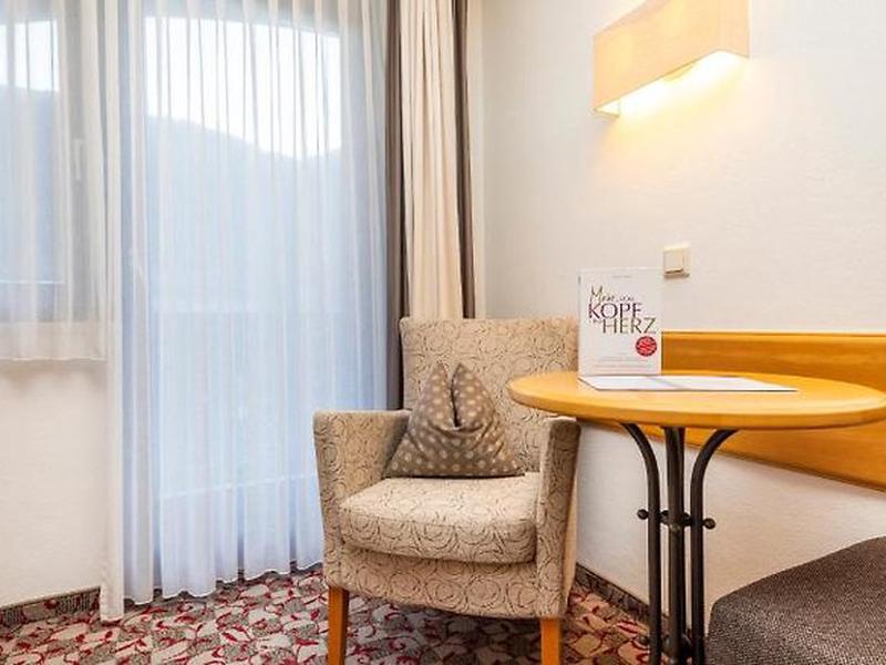 53A3854FFB6ABE2C4E95CFD32509BBC3