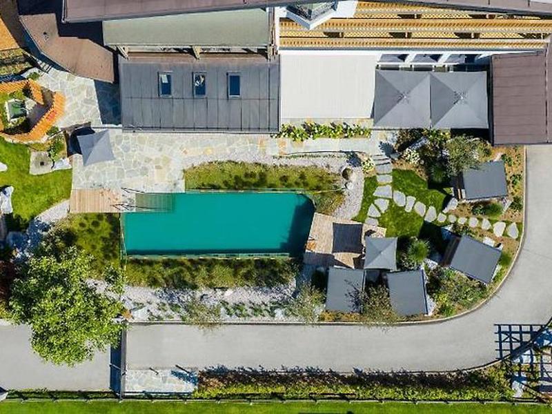 8DE03B3AC73E96932EB88D02703B5EBB